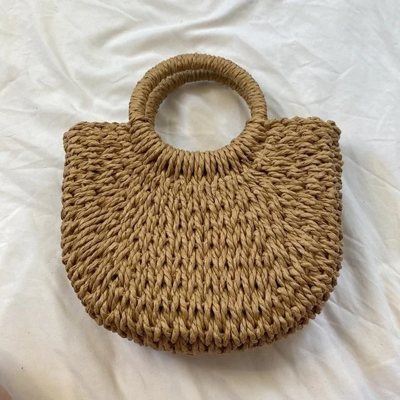 Daisy Embellished Raffia Straw Convertible Crossbody Bag - Picture 7 of 14